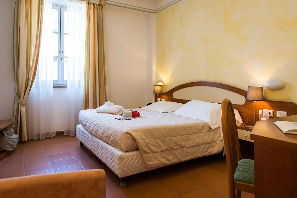 בניו די רומניה Hotel Delle Terme Santa Agnese  בניו די רומניה